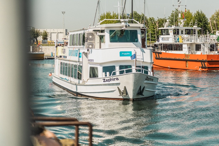 Havenrondvaart boottocht Zeebrugge Zephira zeeklassen "Vlaamse kust " duin en zee schoolreis activiteiten jeugdcentrum vakantieverblijf JVC