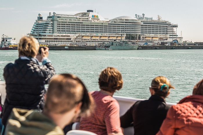 Havenrondvaart boottocht Zeebrugge Zephira zeeklassen "Vlaamse kust " duin en zee schoolreis activiteiten jeugdcentrum vakantieverblijf JVC