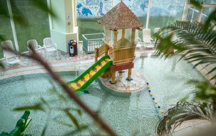 Aquamundo De Haan tropisch zwembad "Vlaamse kust " duin en zee schoolreis activiteiten jeugdcentrum vakantieverblijf JVC