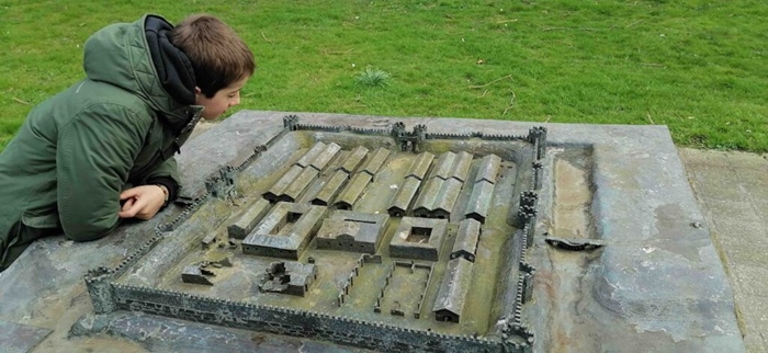 "Romeins Archeologisch museum" Oudenburg activiteiten zeeklassen kust schoolreis leerlingen jeugdcentrum accommodatie vakantieverblijf JVC jeugdverblijfcentrum