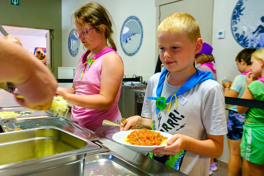 met de klas op reis onze keuken activiteiten zee jeugd en vakantiecentrum weekend aan zee vakantie op reis met de klas verblijf zee jeugdverblijfcentrum jvc vakantiehuis groepsreis accommodatie accommodaties groepsaccommodatie duin en zee jeugdverblijven